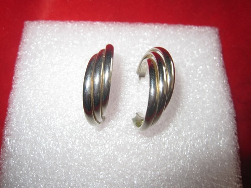 Vintage Gold & Silver Tone Triple Hoop Earrings - Picture 3 of 9