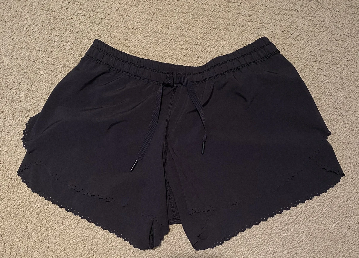 LULULEMON Hit It Shorts Black 3.5 Inseam Scalloped Lace