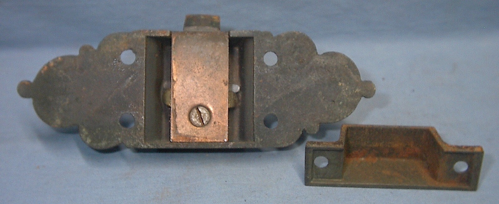 VINTAGE ANTIQUE LATCH IRON TWIST HANDLE WITH CATCH eBay