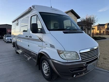 2004 Leisure Free Spirit 210A Dinette Model Class B Sprinter Diesel RV Mercedes