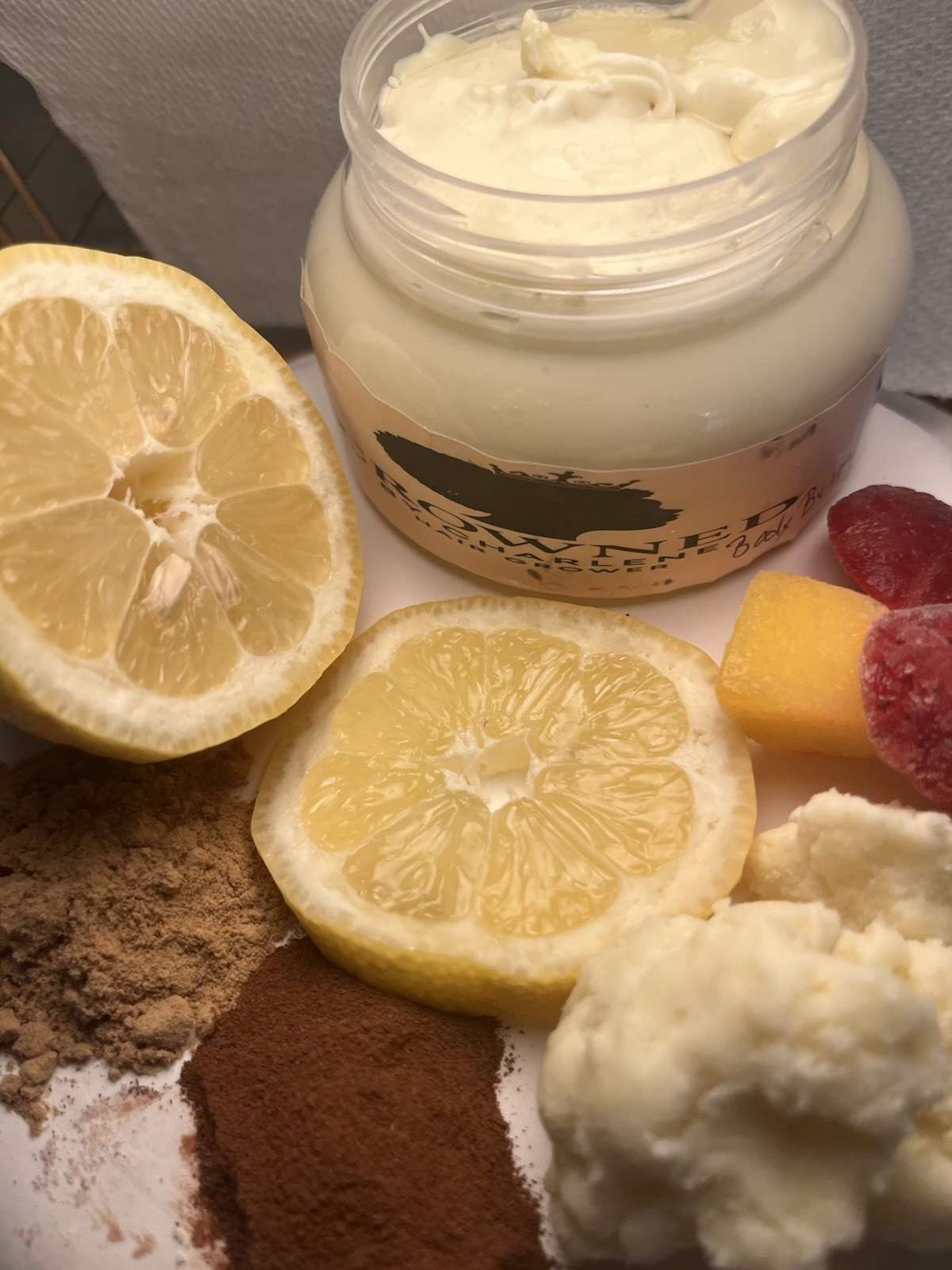 Shea Butter Cream with Natural Ingredients BODY BUTTER