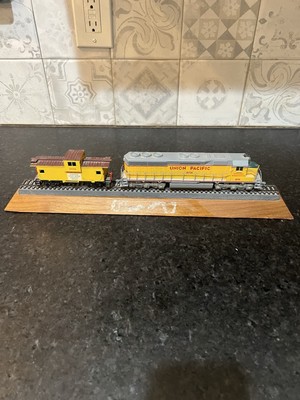 Union Pacific train model - 806