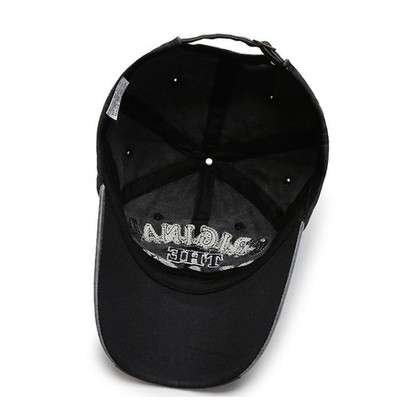 Trendige Baseball Cap mit verstellbarer Passform und atmungsaktivem Baumwollmate