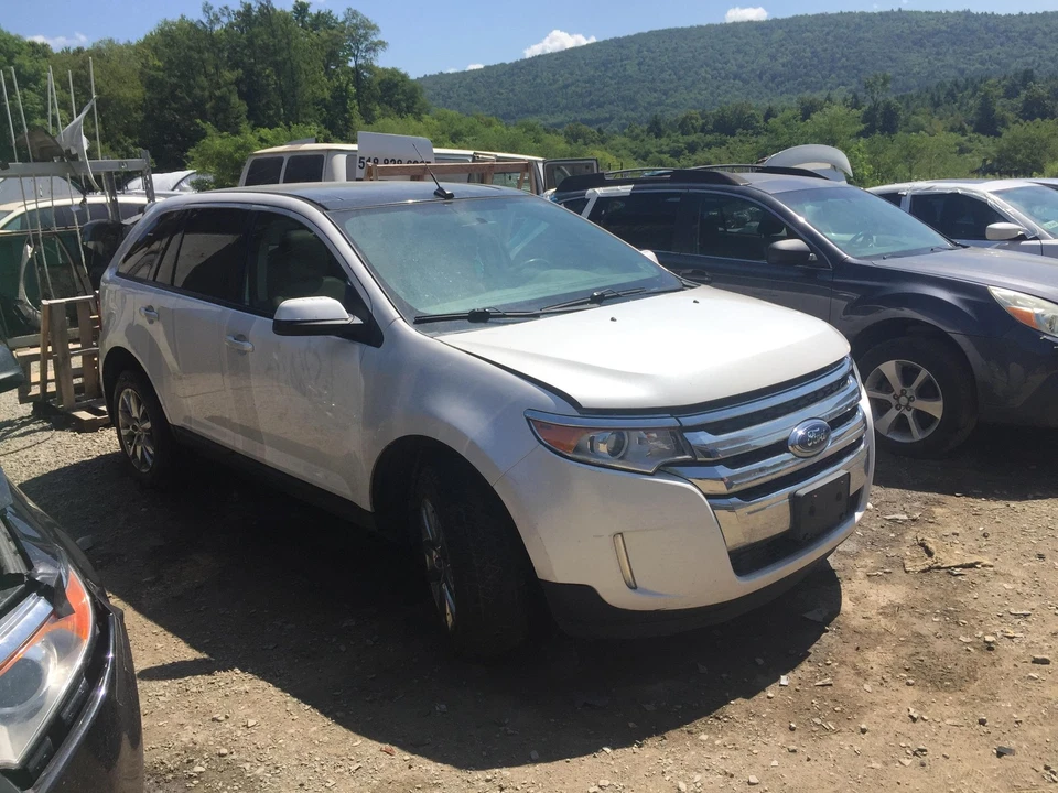 14 FORD EDGE Crossmember/cradle/undercarria Front - Image 3 of 4