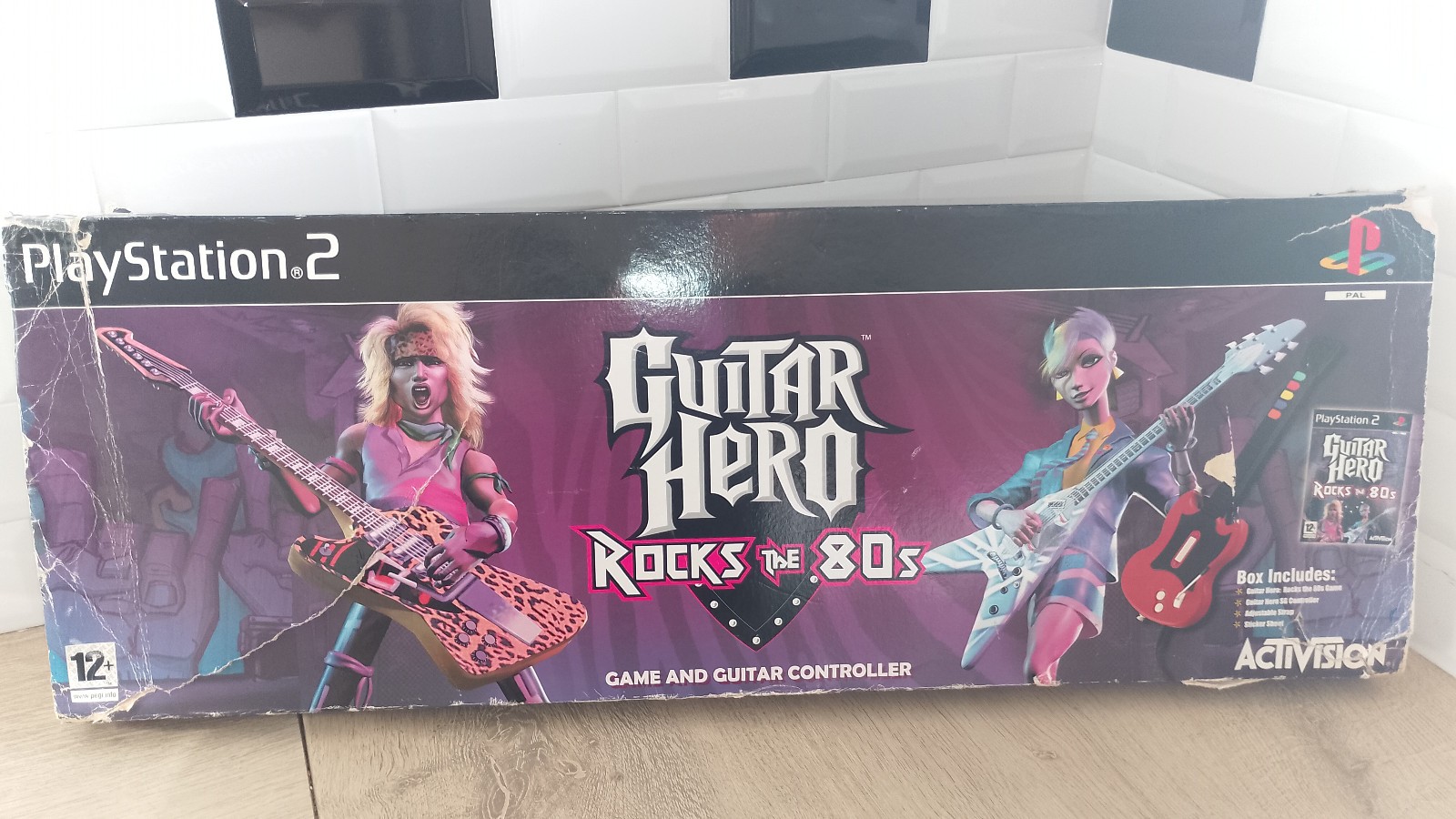 Fonctionne jeu vidéo PS2 playstation 2 VO guitar hero rocks the 80s en boite