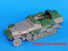 1/35 Resin WWII German sd.kfz.251 Half-track Stowage Set Unpainted 543