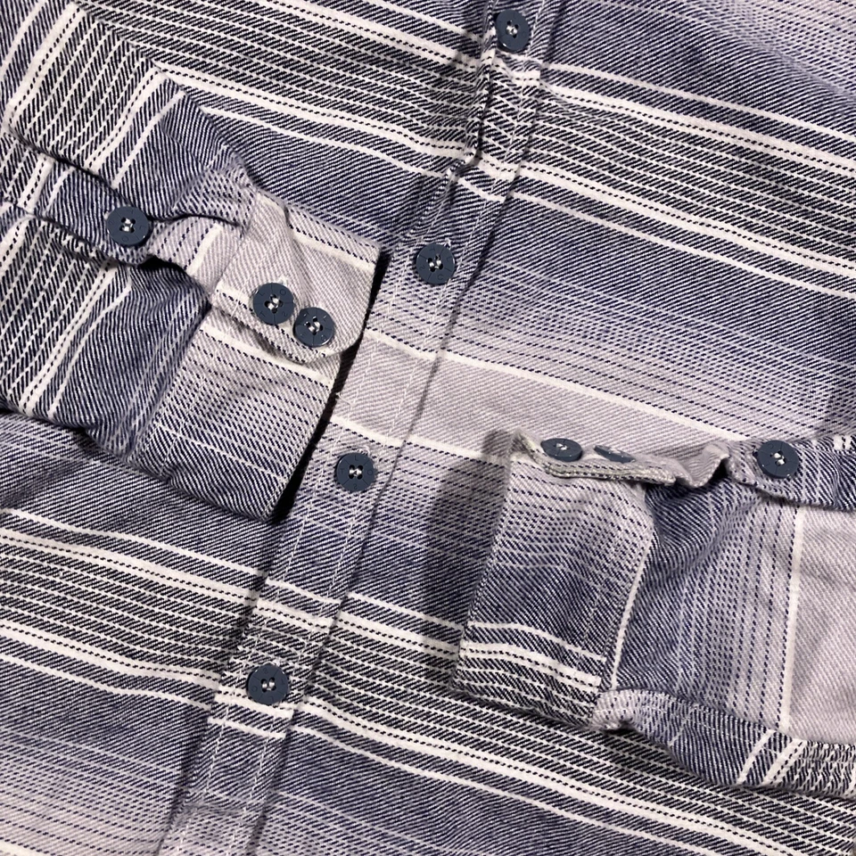 ...LOST Camisa de Franela Abotonada Para Hombres Pequeña Rayas Algodón Exterior Y2K Patinador Foto 2 de 4