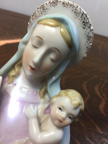 Estatuilla de cerámica vintage NAPCO Virgen Madre María sosteniendo al bebé Jesús Japón - Imagen 2 de 8