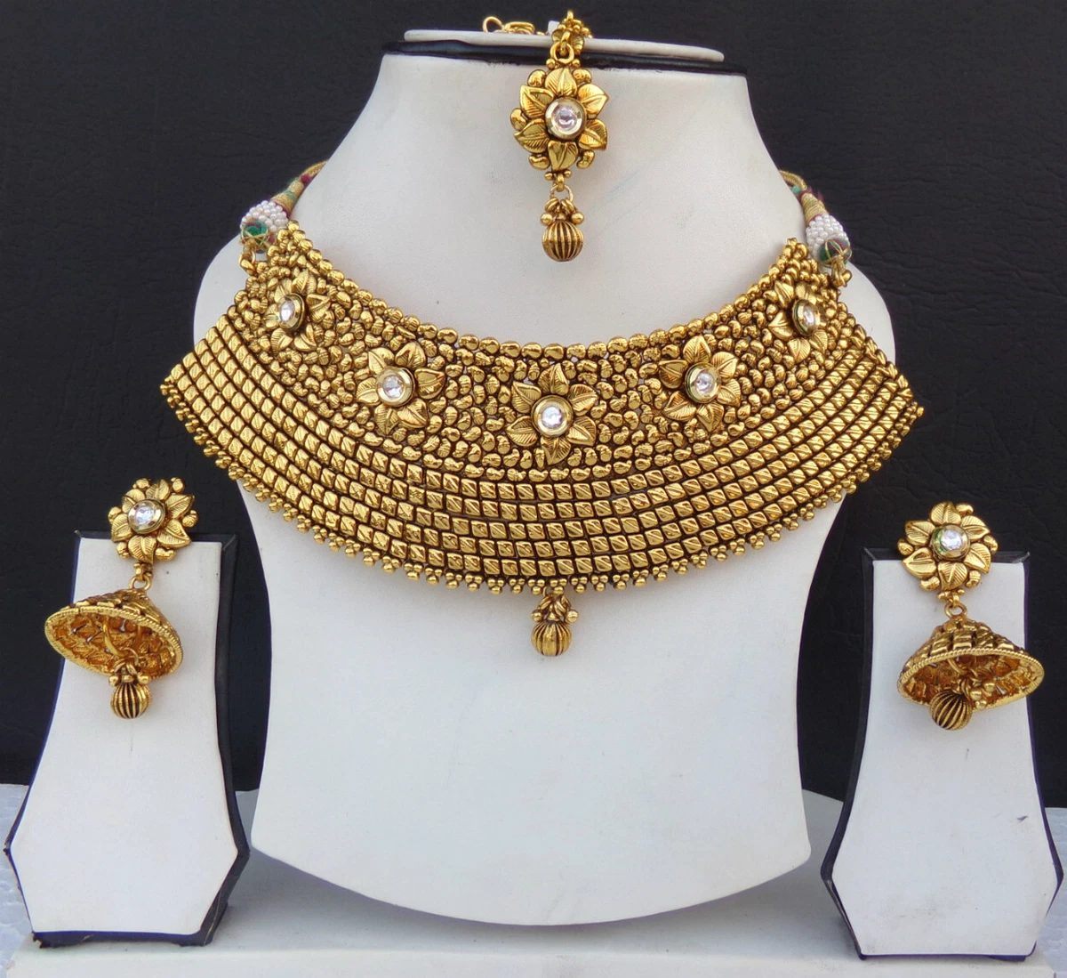 Antique online haar design