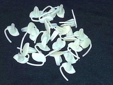 GM 3/4"-1" Body Side Fender Door Vinyl Top Moulding Trim Clip Clips 25pc C