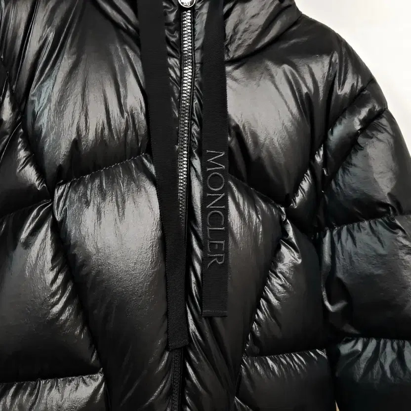 Moncler Women's Selenga Down Puffer Jacket I20931C00030 - Size 2 thumbnail 10