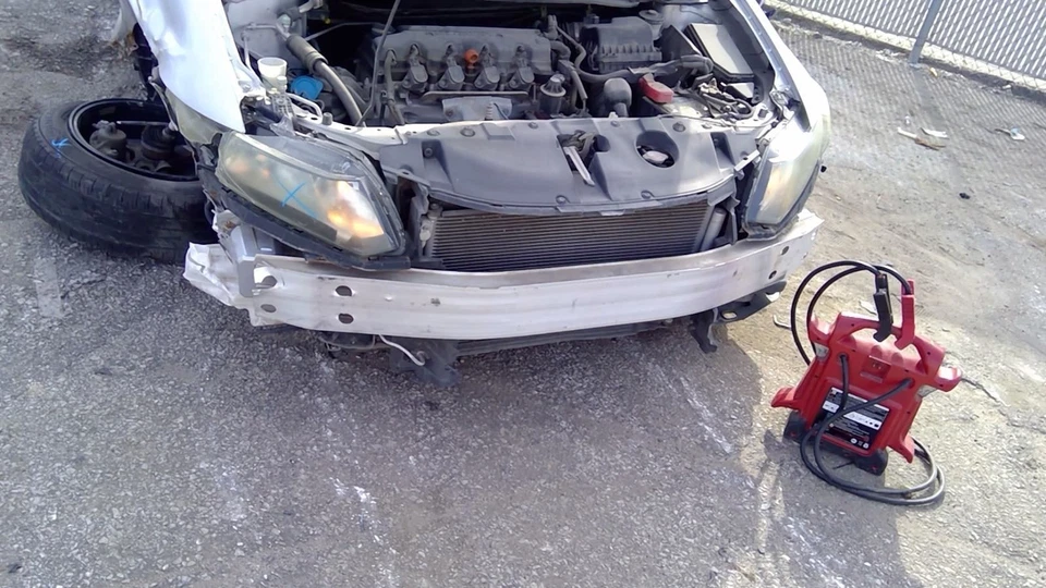 AC Condenser Fits 17-22 ILX 5242695 - Image 2 of 4