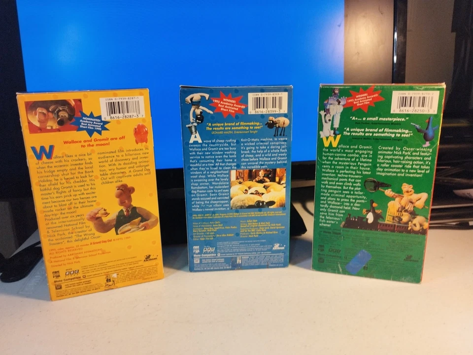 Wallace and Gromit VHS Lot - Grand Day Out, Wrong Trousers, Close Shave 1996 - Image 2 of 4