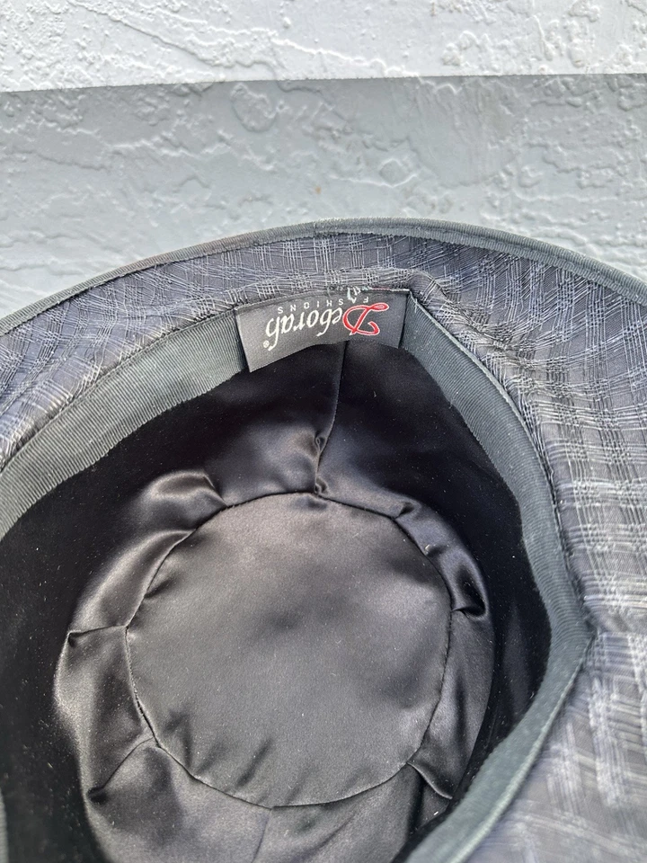 Elegante Sombrero Negro Terciopelo y Malla con Lazo Grande y Plumas - Sombrero Formal Iglesia Foto 3 de 4