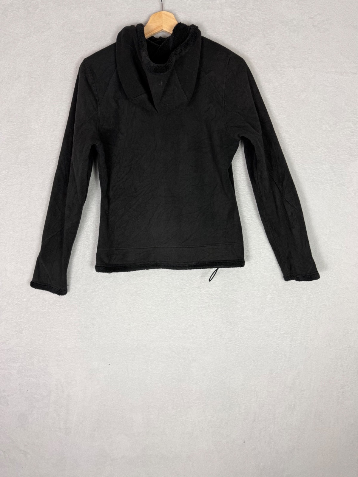 The North Face, Women's Black Hooded Fluffy Fleece Jumper, Size Small - Used thumbnail 5