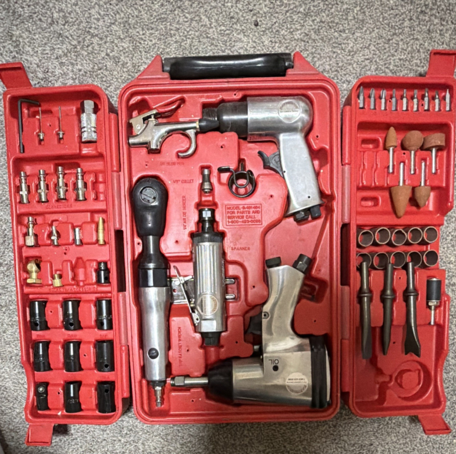Mastergrip 71 Piece Air Tool Kit Blow Molded Case Impact Ratchet Grinder Hammer