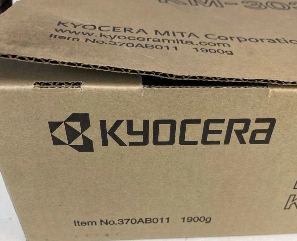Genuine Sealed Kyocera Mita 370AB011 Black Toner for Kyocera Mita New - Image 3 of 3