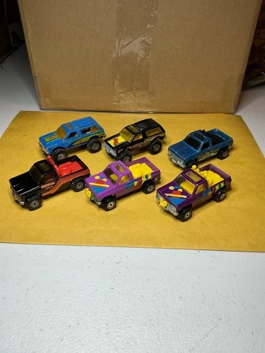 Vintage 1970's-80's Hot Wheels 4x4 Chevy trucks blazer die cast