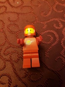 lego red astronaut