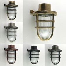 LAMPADA DA MURO TRADIZIONALE IN OTTONE MODELLO ARISTOTELE