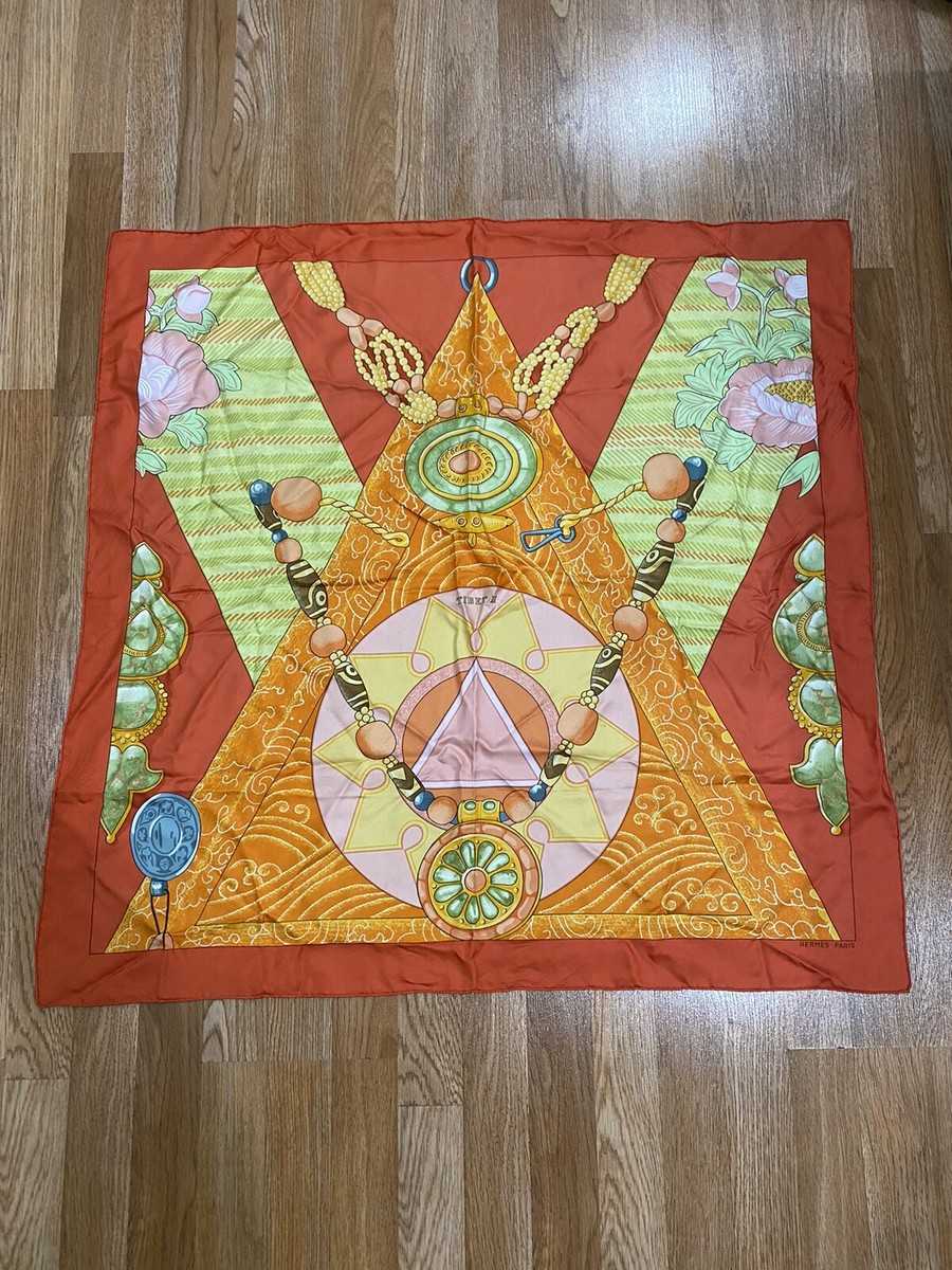 HERMES エルメス　スカーフ　TIBET HERMES Scarf 100% Silk Women 'S Red Multi Colored Tibet2 Tibet