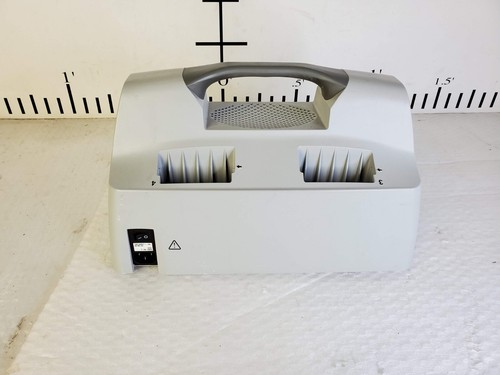 Thoratec Heartmate Universal 108701 Battery Charger Version 3.4 - Picture 5 of 11