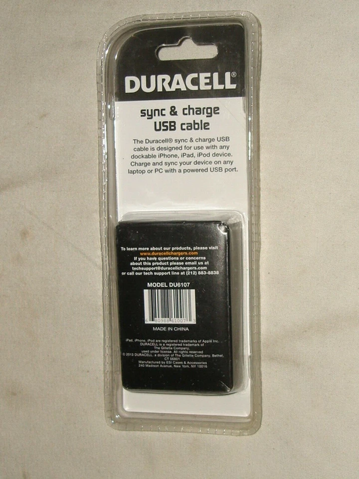 NEW Duracell DU6107 iPad/iPhone/iPod 30-Pin USB Sync and Charge Cable (DU6107) - Image 2 of 2