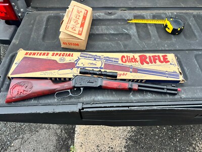 Vintage Marx Hunters Special Click - plastic 24  long w original box c1960 s