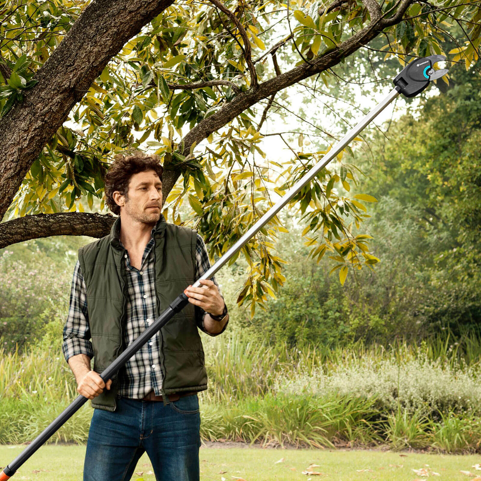 Gardena 410BL StarCut Comfort Telescopic Tree Pruner and Loppers 4.1m