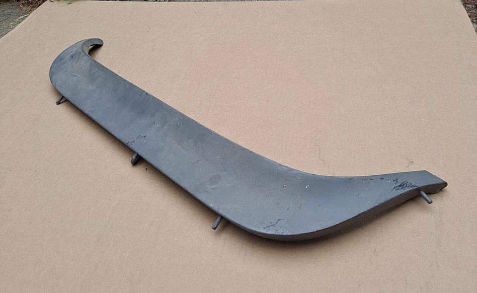 1972 1973 Plymouth Gran Fury I II III NOS MoPar Cuarto Izquierdo Panel FALDA GUARDABARROS Foto 3 de 4