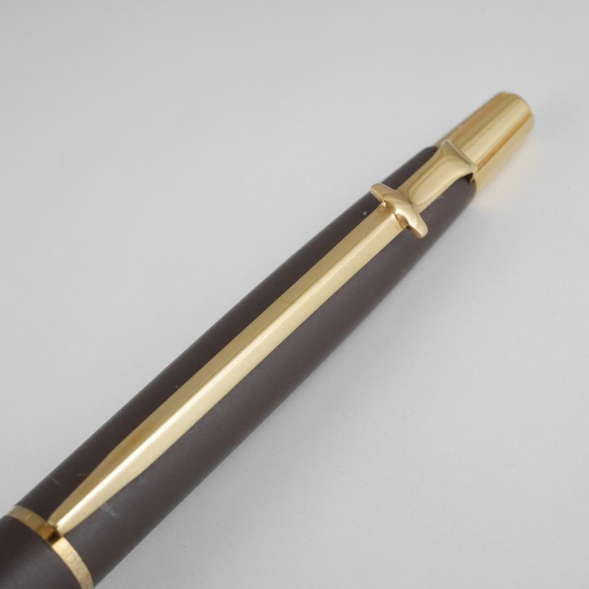 CARAN d'ACHE CdA MADISON Mat Brown Lacquer GT Ballpoint Pen