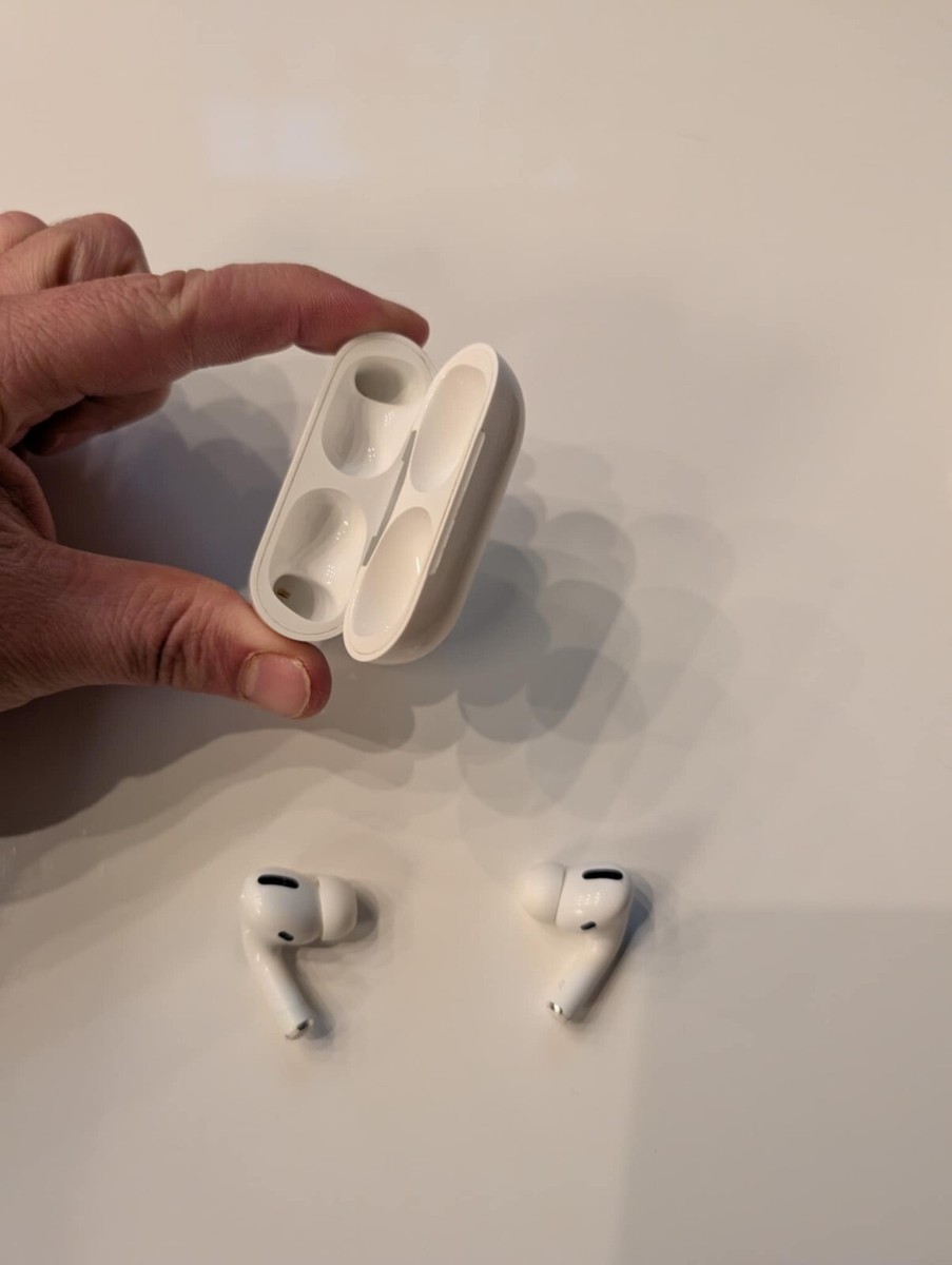 Apple AirPods Pro A2190 first gen | eBay