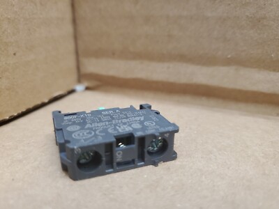 Allen-Bradley 800F-X10
