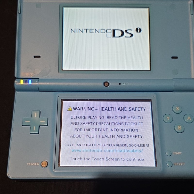 Nintendo DSi Blue Console w/ Charger + 4 Games Lot Star Wars G.I. Joe Shrek