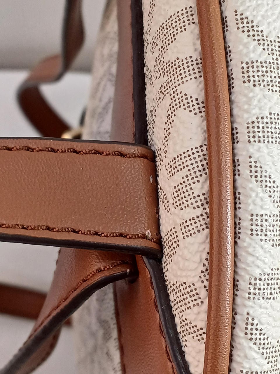 Backpack Model 35H9Gpub2B Boa With Patch Michelko… - image 15