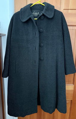 Hutzel's Ann Arbor Coat Women's Size S Wool and Cashmere blend satin lined 