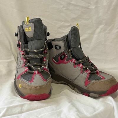 Jack Wolfskin Unisex MTN Attack 2 Texapore Hiking Boot, Gray and pink, size 12