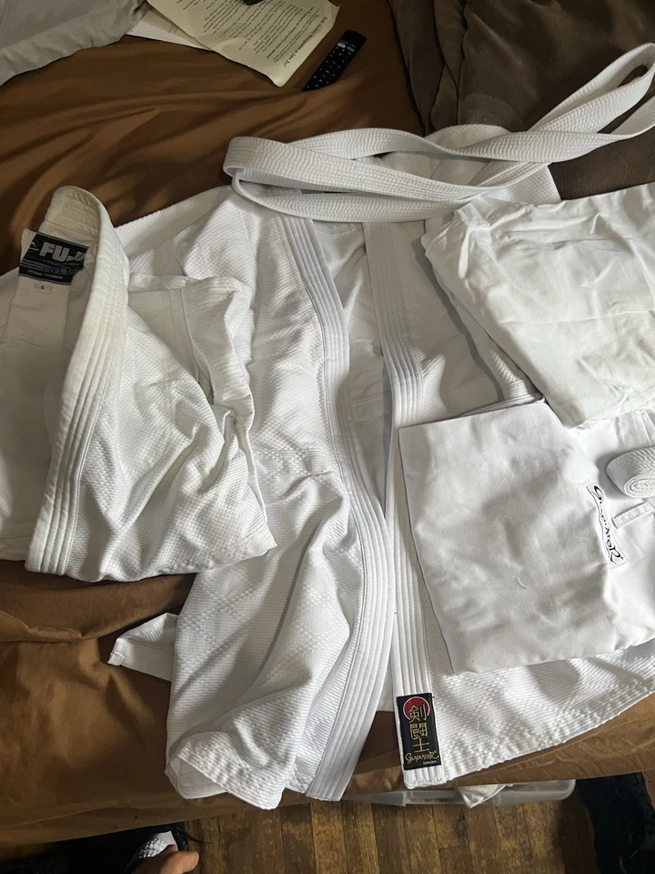 Artes Marciales Karate Gi Foto 4 de 4