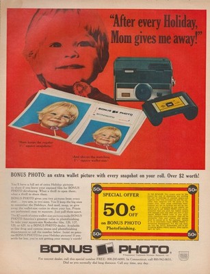 Bonus Photo After Every Holiday Mom Gives Me Away Vintage Print Ad 1970