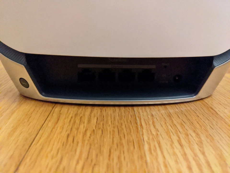 NETGEAR Orbi RBS850 Satellite AX6000 Tri-Band WiFi 6 Add-on Mesh Network - Image 4 of 4