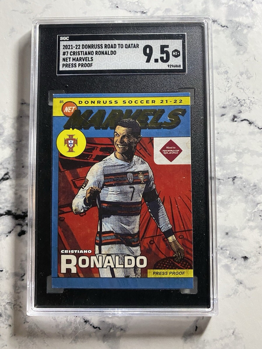 Cristiano Ronaldo 2021-22 Donruss World Cup Net Marvels Gold Press
