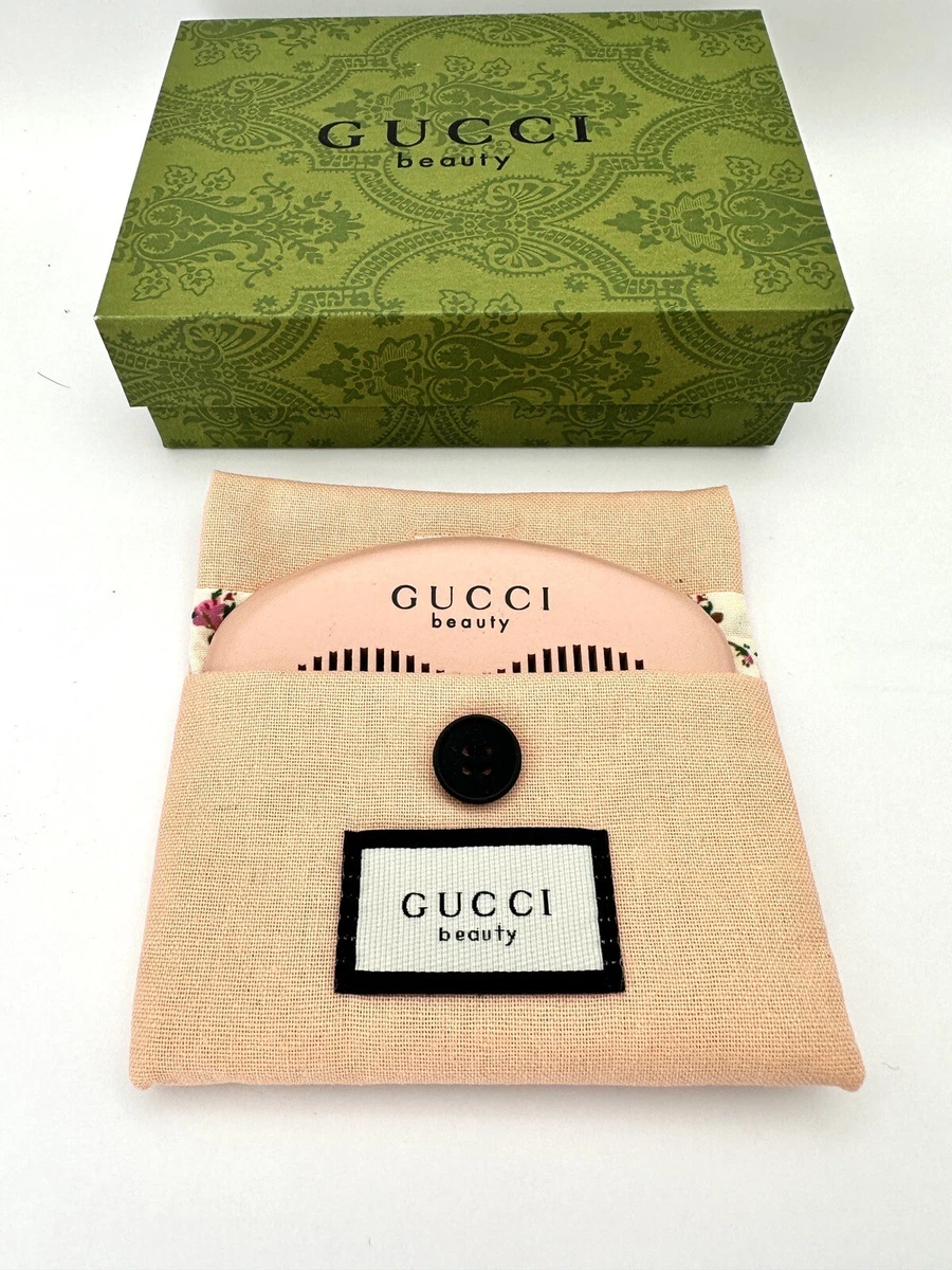 Gucci beauty pochette sale