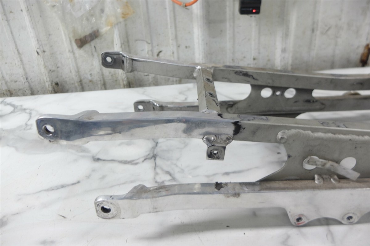 00 Kawasaki ZX9 ZX 9 900 ZX900 E Ninja rear back chassis subframe