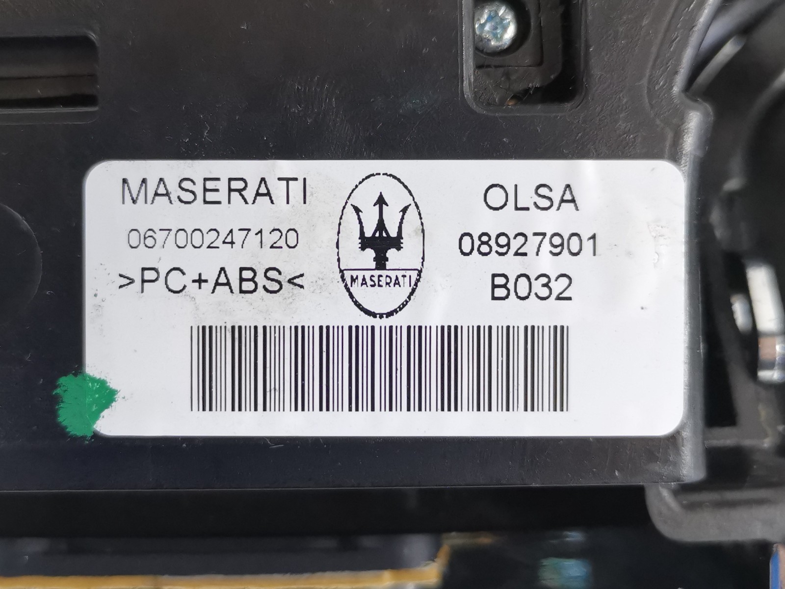 Maserati Ghibli S 3.0 Q4 2015  Front Interior Overhead Dome Light 670024712 OEM