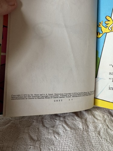 Dr Seuss Book In a People House 1st Edition Book Club 1972 Vintage - Picture 9 of 12