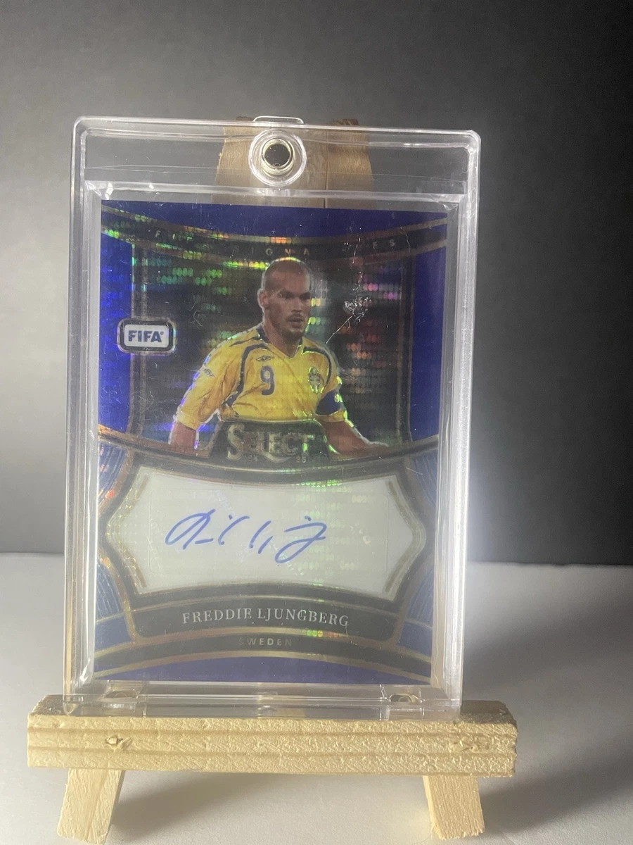 Sweden Soccer Original Autographed Sports Trading Cards