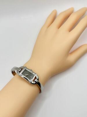 Gucci 6800L Qz Black Dial Bangle Watch 0429000 Women's Watch Gucci 6800L Qz Black Dial Bangle Watch 0429000 Women's Watch