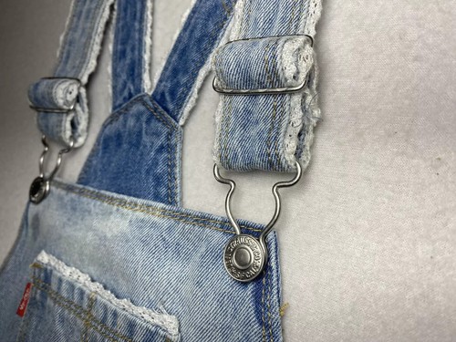 Levi's Girls' Blue Denim Adjustable Shoulder Straps Pullover Skirtall Size 8 REG - Picture 3 of 17