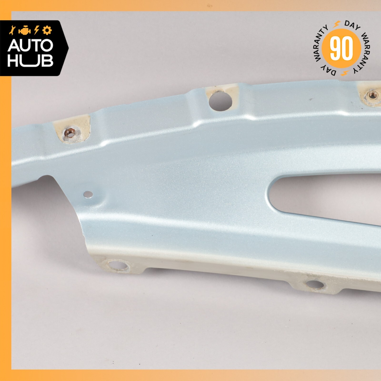 08-19 Maserati GranTurismo M145 Front Left Fender Top Mount Bracket OEM 25k