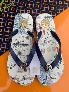 tory burch flat flip flops